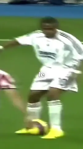 Le seul attaquant qui semblait danser avec le ballon à ses pieds #CAPCUT #football #Soccer #france #viral