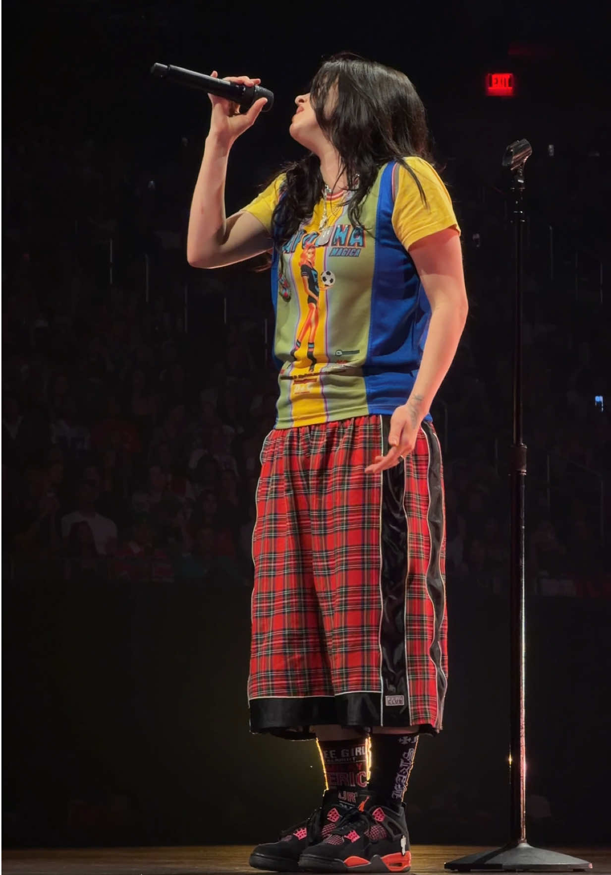 @BILLIE EILISH covering “Cry Me a River” in Austin, Texas