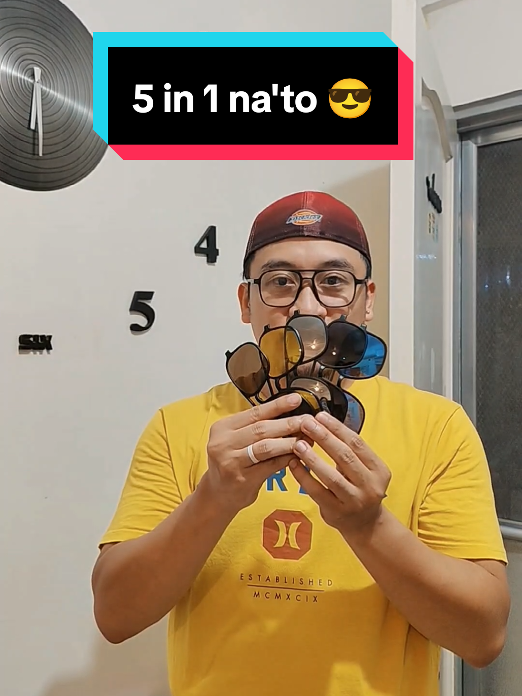 5-in-1 Click-On Sunglasses! Isang frame, 5 magnetic lenses — pang-araw, pang-gabi, pang-drive, pang-computer, at pang-outdoor! Magaan, matibay, at UV400 protected. Lods, kung gusto mo ng shades na sulit at all-in-one, eto na yun. HURRY, i-checkout mo na habang naka-promo pa!🤳🧺 #5in1Shades  #ClickOnSunglasses  #UV400Protection  #MagneticEyewear  #SulitDeals 