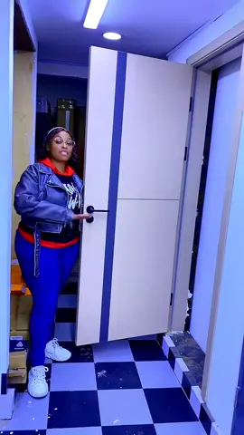 -#pencystudio #doors #soliddoor #importeddoors #uniquedoors 