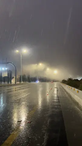 الباحه اعلنت الشتويه🌧️🤩#اكسبلور#الباحه#مطر#ضباب