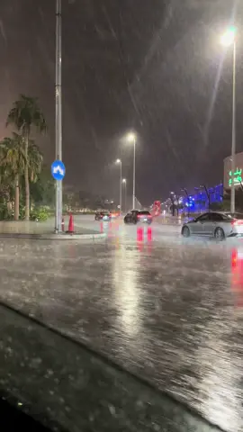 نوفمبر في جده💗🌧️ #امطار_جده #جده #jeddah #fyp 