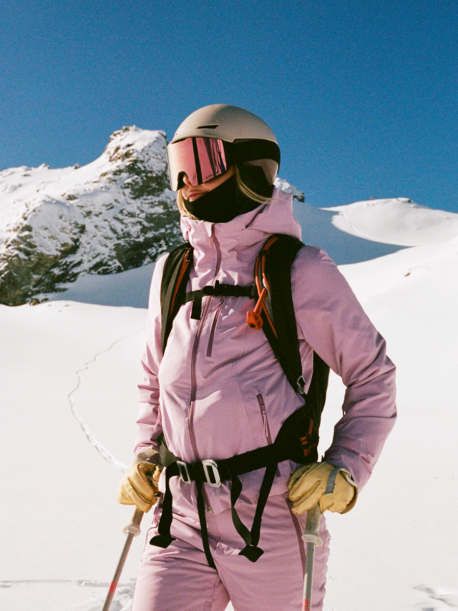 She doesn’t stop when the ski runs end. Neither do her shoes.  Meet the HOKA X Halfdays Kaha 2 Frost Moc GTX — built for the elements, styled for après.  AVAILABLE NOW.