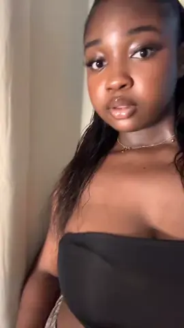 Askip baby veut du love🤷🏽‍♀️@NOURA🌺🌸#foryoupage #creatorsearchinsight #playback #ivoirien🇨🇮 