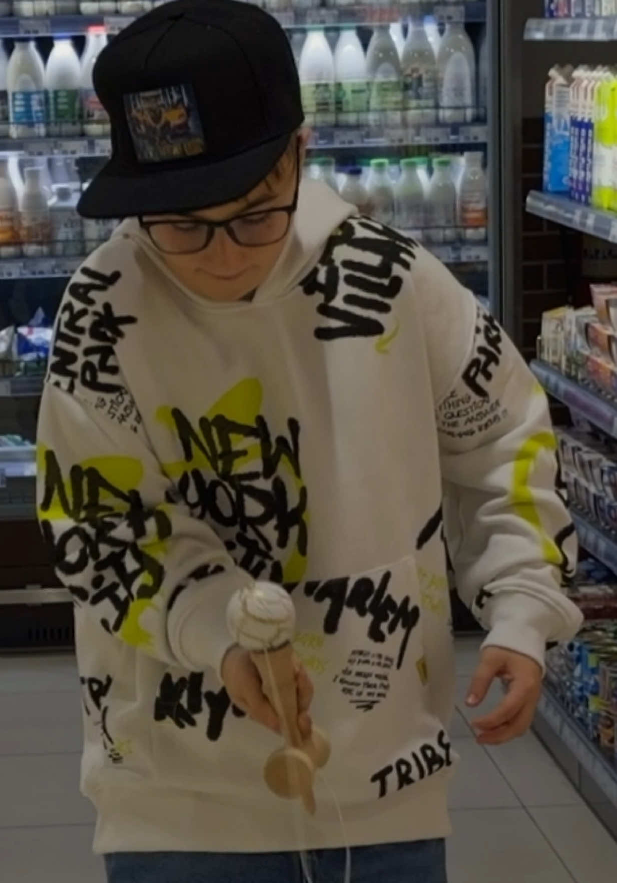 Haideti cu un nou HIT! 🫶🫡 #kendama #flow #alexuneatv 