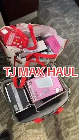 Wait why did NO ONE tell me that TJ Max has literally EVERYTHING?! I’m obsessed #fyp #tjmax #juicy #haul #shopping 