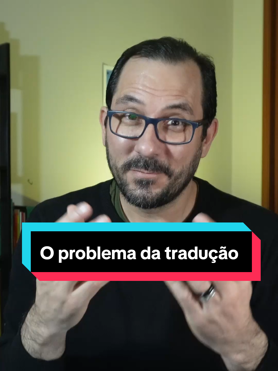 🇧🇷 EPISÓDIO 1 — O PROBLEMA DA TRADUÇÃO 🇧🇷 Você traduz na cabeça antes de falar português? Isso é normal — mas é um problema. 👉 Quando você fala, o cérebro faz três passos: Pensa na sua língua → traduz → fala. Resultado? Fica lento, cansativo e nada natural. Mas quando você fala sua língua nativa... você não pensa sobre a língua, você pensa na língua. 🧠 A tradução mental atrasa, cansa e impede o som natural do português. Mas tem solução — e sexta eu te mostro como começar a pensar direto em português. ✍️ Escreve nos comentários: você traduz na cabeça? ✨ E se quiser entender como mudar isso, participa do Desafio 7 Dias Vivendo o Português — o link tá na bio. Não só aprenda, viva o português — do input à conversa real. #portuguesparaestrangeiros #learnportuguese #portugueseforforeigners #brazilianportuguese #mundoilusofono 