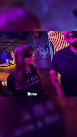 Генсуха завозит на др злого  twitch zloyn  #mokrivskiy #twitch #evelone192 #gensyxastream #zloy 