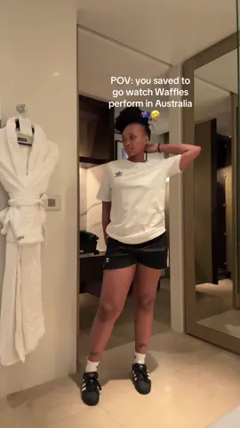 Sikeee she took me with her to australizy 🤪💃🏽🤣