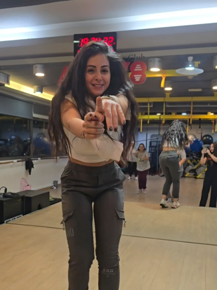 YAMA IS VIRAAAAL!! 11 MILLIONS!! بدي انا شو بدي🤩💃💃 @DYSTINCT  #dystinct #viraltrend #viralvideo #dance #fyppppppppppppppppppppppp 