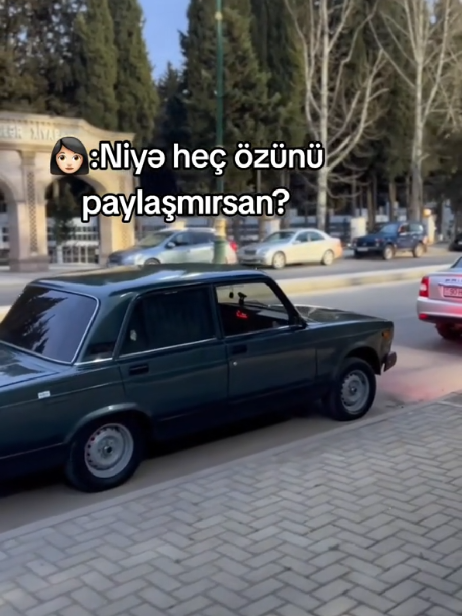 ata bilir ki tik tokmuzu ??😂 #repost #gönder  . . . . . . #gence #pyf #azelow 