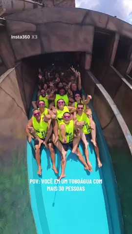 POV: você percebe que entrou num toboágua com os tios e uma galera gigante. Isso é Viaje Brazil 😂 #viajebrazil #viagemtiktok #trending #POV #foryou @cascão 