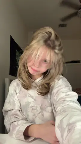 #draft #fypシ゚viral #foryou #prettygirl #greeneyes 