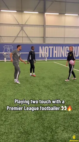 Just Kinetic graduate George Edwards playing two touch with Everton and Senegalese baller Iliman Ndiaye at Everton’s training ground! @George Edwards 🤩🔥 #KineticAcademy #FootballTikTok #EvertonFC #PremierLeague #FYP 