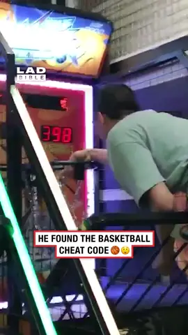 Now he’ll have just enough tickets to buy a bouncy ball 🤣 (🎥: CONTENTbible)