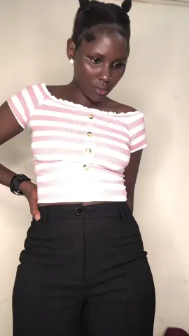 Do you think am pretty @ everybody 