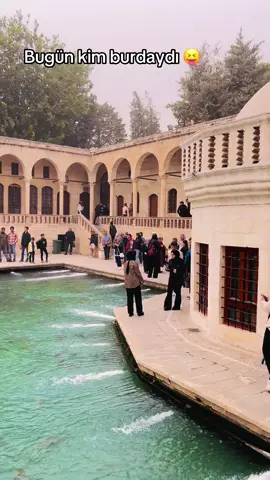 #şanlıurfa #balıklıgöl #keşfeteyizzzzzzz #🥀🖤 