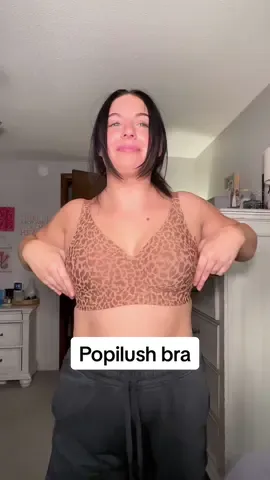 A bra that LIFTS without feeling like a push up 😍 #popilush #comfybra #budgetfinds #affordablebra #tiktokshopblackfriday 