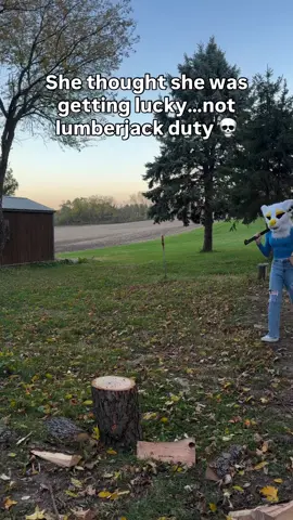 When the fuzz is over for a whole week and expects to be pampered the whole time 🤦 . . . #furry #fursuit #furries #furrys #fur suit #fursuits #fursuitfriday #fursuitmonday #furrywoman #furrycouple #fluffies #meme #fyp #trendingreels #silly #bark #fursuithead #fursday #trending #funny #kodurlf #furyou 