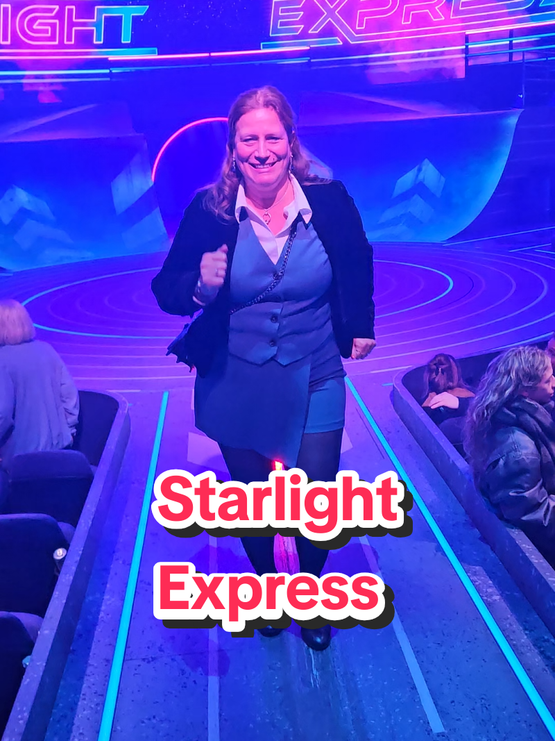 ✨🚄 Starlight Express, but make it real life magic! 🌟 Still buzzing from the lights, the music, and the roller-skating madness 😍 London, you never disappoint 💫 🎶 