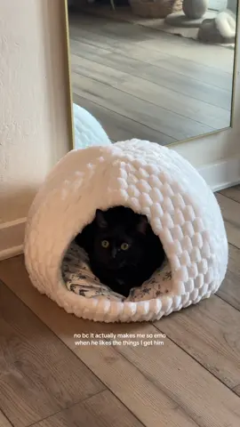 we have matching floral sheets I can’t 