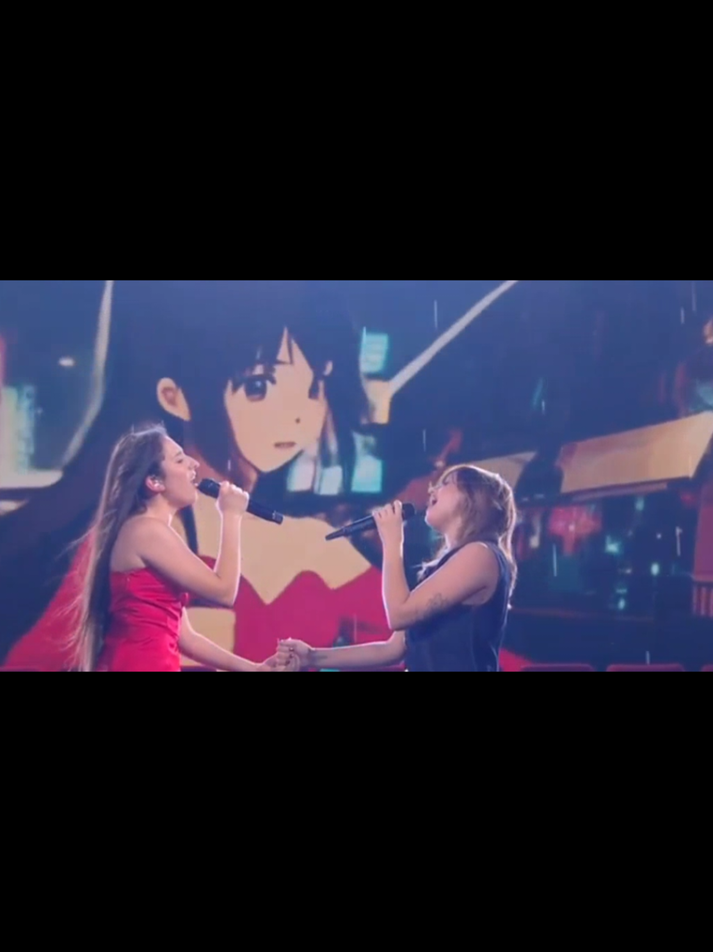 Mais WOW, incroyable Marine qui lance Ambre pour ce moment épique  #marinedmusique #staracademy #ambre #restesdaverses #marine 