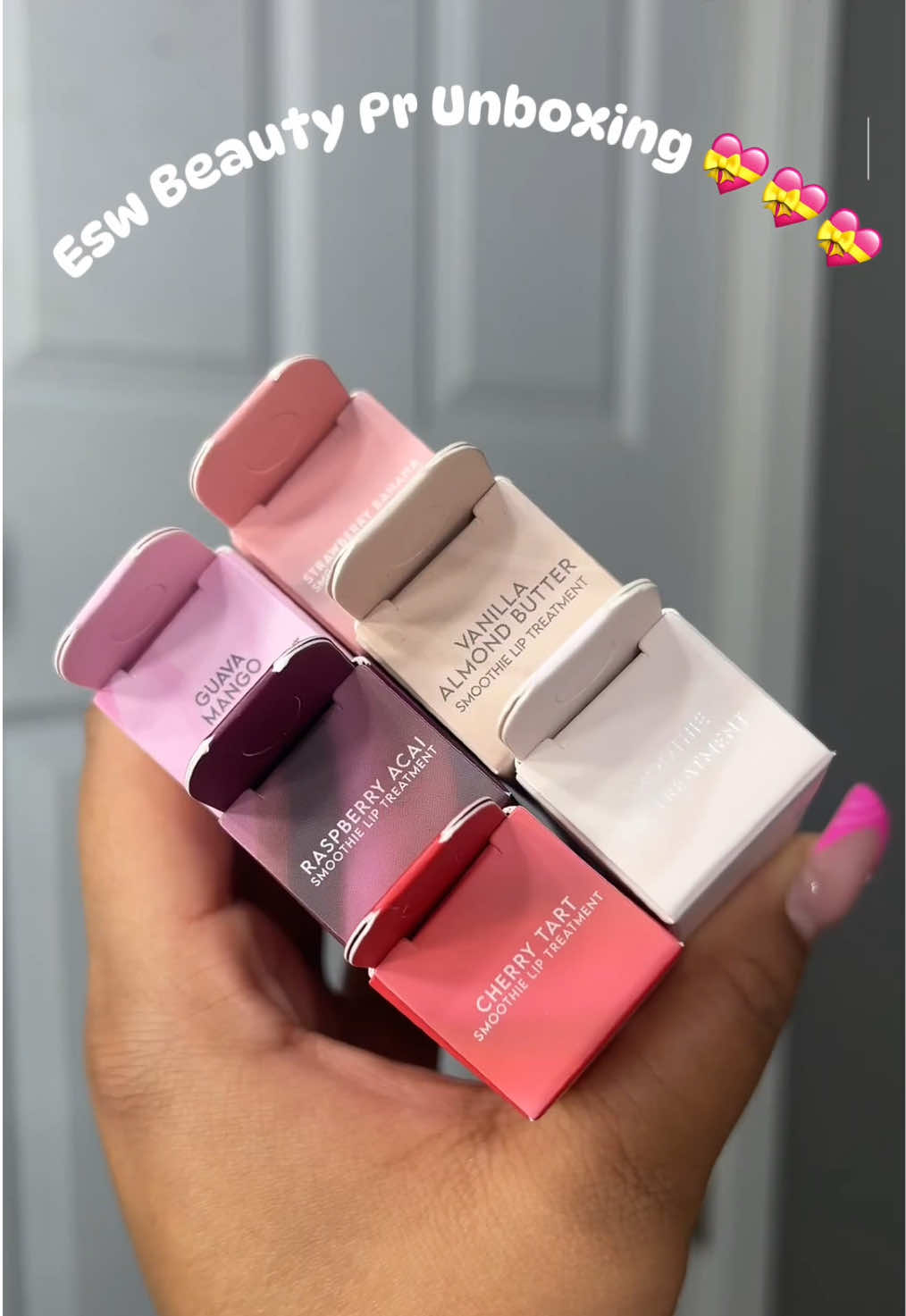 Love being a Esw Dreamer 🧖🏽‍♀️🫧💕 @ESW Beauty #gifted #prunboxing #eswbeauty #eswbeautyuniversity #lippies 