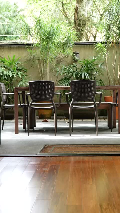 ASMR de verdade é quando o seu espaço faz barulho de aconchego.🧡 O toque macio, o encaixe suave dos módulos e a sensação de relaxar no seu próprio ritmo... ✨ Aproveite a Black November : até 60% OFF + 10% OFF no PIX/à vista. 👉 Comente “BLACK” e garanta o seu agora! #SofaNaCaixa #Decoracao #CasaDecor #Design #EstiloComConforto #MoveisCriativos #DecoraComEstilo #SofaModular #HomeDecor #sofanacaixa #decoracaocomestilo #casadecor #moveiscriativos #homedecor #estilocomconforto #designfuncional