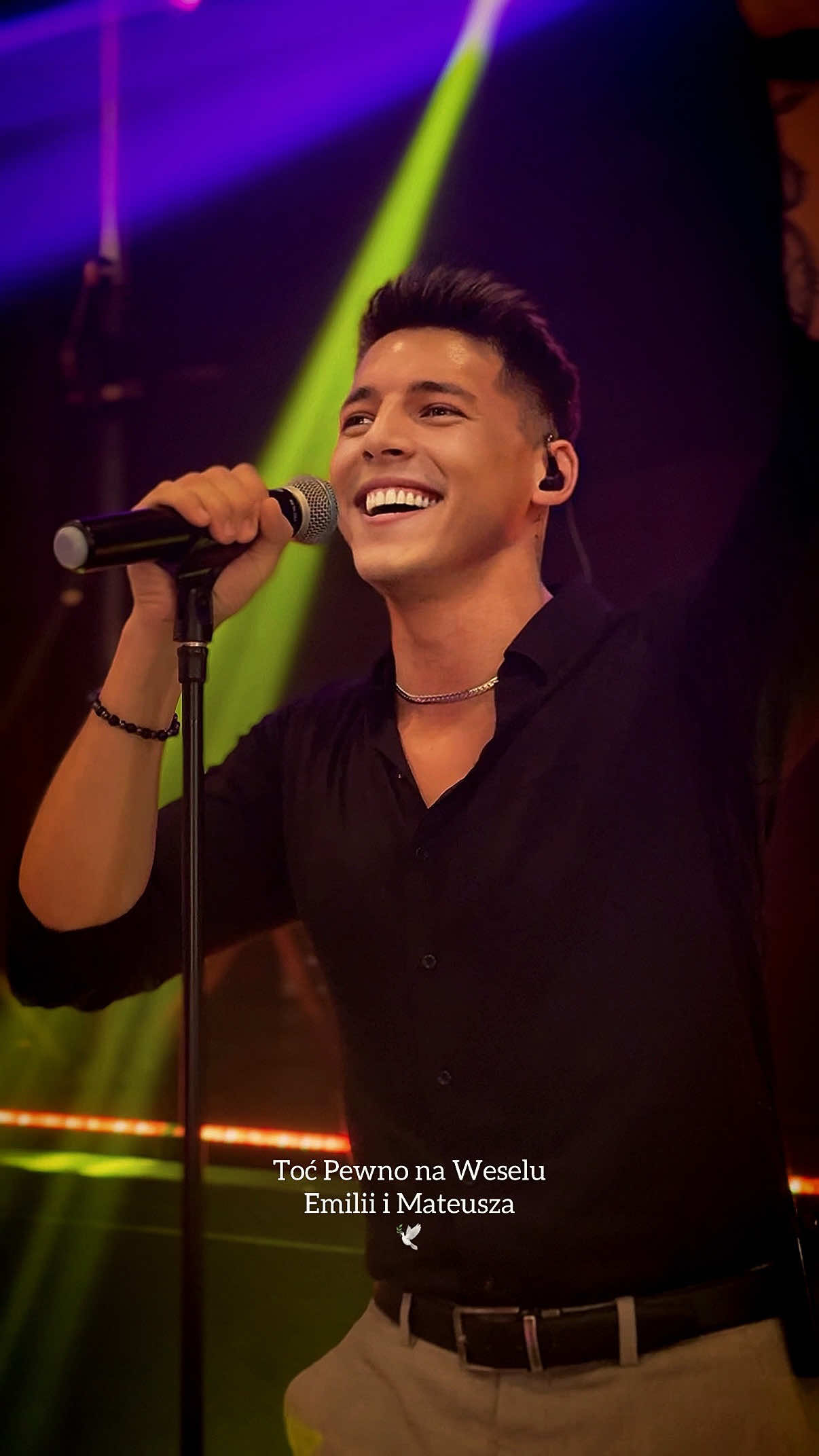 Stara chyba podejrzewa…😉Fajne Wesele!🤩🔥