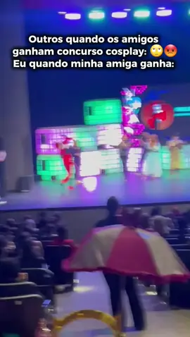 Fiquei tão feliz q minha roupa até soltou kkkk, mereceu muito amiga! @Matsu #comedia #engracado #polemica #cosplay #anime 