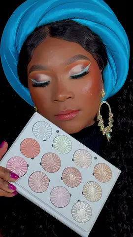 Glam holiday makeup #glamlook #makeup  @OFRA Cosmetics, LLC  Use code ✨MARIAM✨ to save 