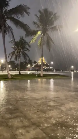 جده في ليالي الشتاء لوحة من الجمال🤍             #اكسبلور #أمطار_جده #جده_الان #fyp 