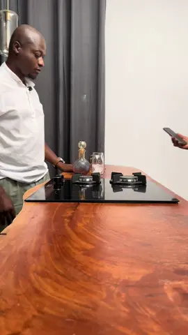 Wei 😂😂😂 #funnycouple #couplecomedy #heartbreak #ghanatiktok #prank @AJ Serwaa @Kay Suite 