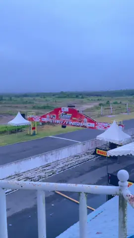 #lebahcentralborneo #sirkuitsabarupalangkaraya #fyppppppppppppppppppppppp 