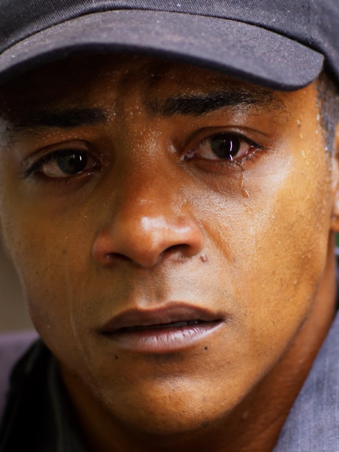 MEU DEUS! O Vespa viu o Ryan e Marlon conversando e foi pra cima ameaçando eles mas acabou levando a pior 🤯 #DonaDeMim #Novelas #TVGlobo