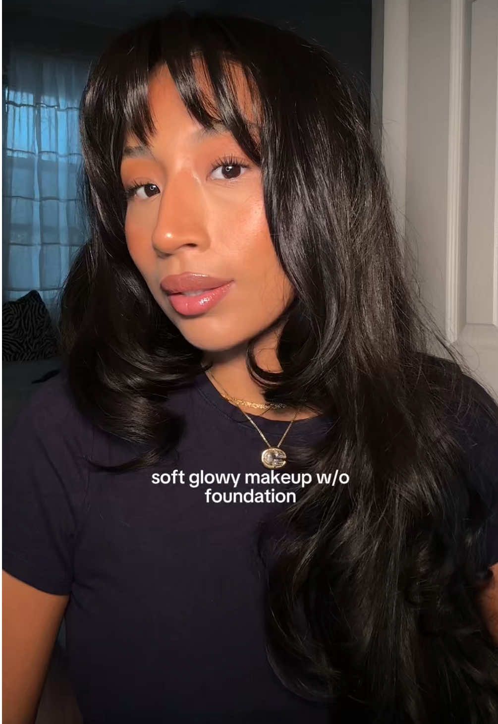 soft glowy makeup w/o foundation  products used:  @Mango People cream bronzer  @MERIT Beauty concealer stick  @Sephora Collection pressed powder  @Fenty Beauty brightening fix @Hourglass Cosmetics palette + setting spray @Tower 28 Beauty lip liner @m.ph by Mary Phillips lip liner @rhode skin lip peptide  #naturalmakeup #glowymakeup #nofoundationmakeup #sephorafavorites #softmakeup 