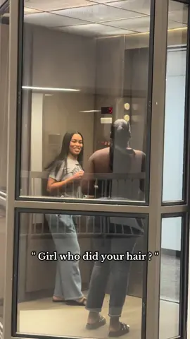 You kno ya hair eatsss when u didn’t even make it out the building yet 😮‍💨😮‍💨 Progressive Roots on the hair ofc #houstonponytails #elevatorhairseries #htxponytails #houstonhairstylist #houstonponys 