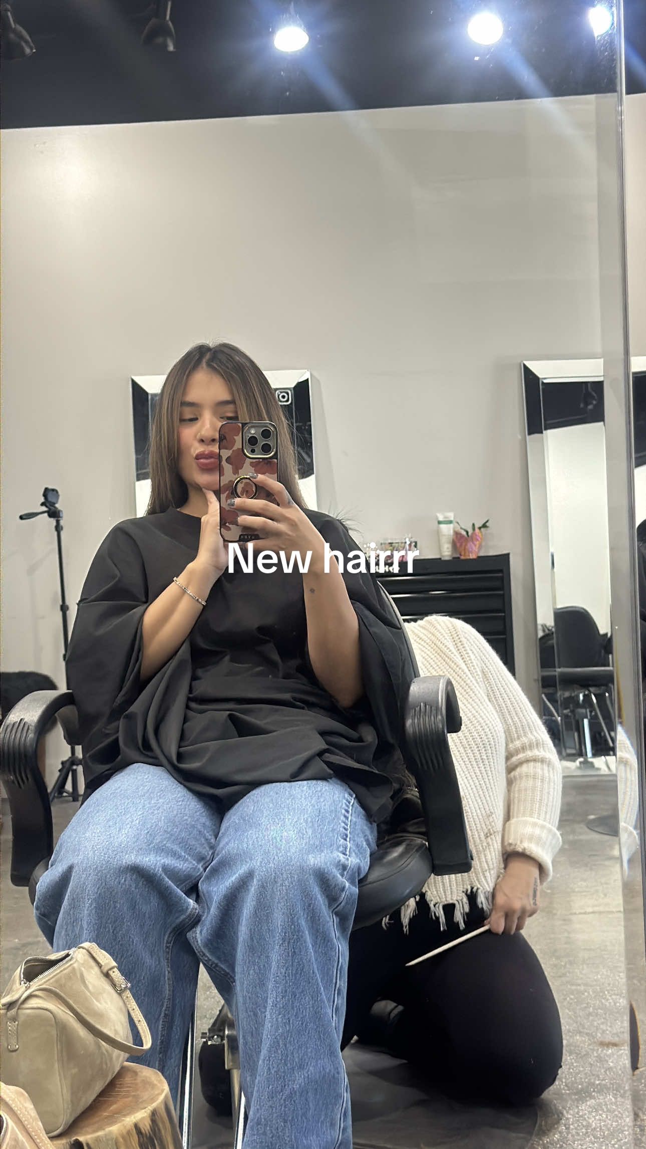 I have so much hair content!! Prepare to be sick of me LOL 🤎🫶🏻 #bronde #brownbalayage 