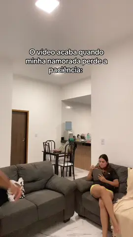 Essa dança é uma bomba 🤣🤣🤣🤣🤣 #namorados #comedia #casal #foryoupage #dance 