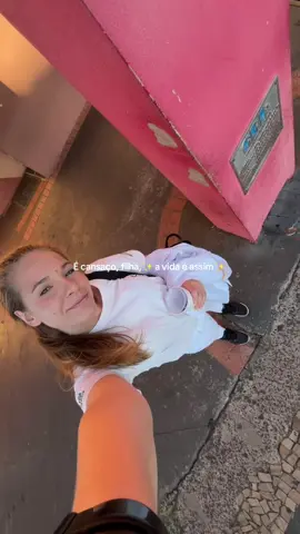 ✨A vida é assim✨Sempre cansada, porém sempre na rotina maluca. #fisioterapia #fy 