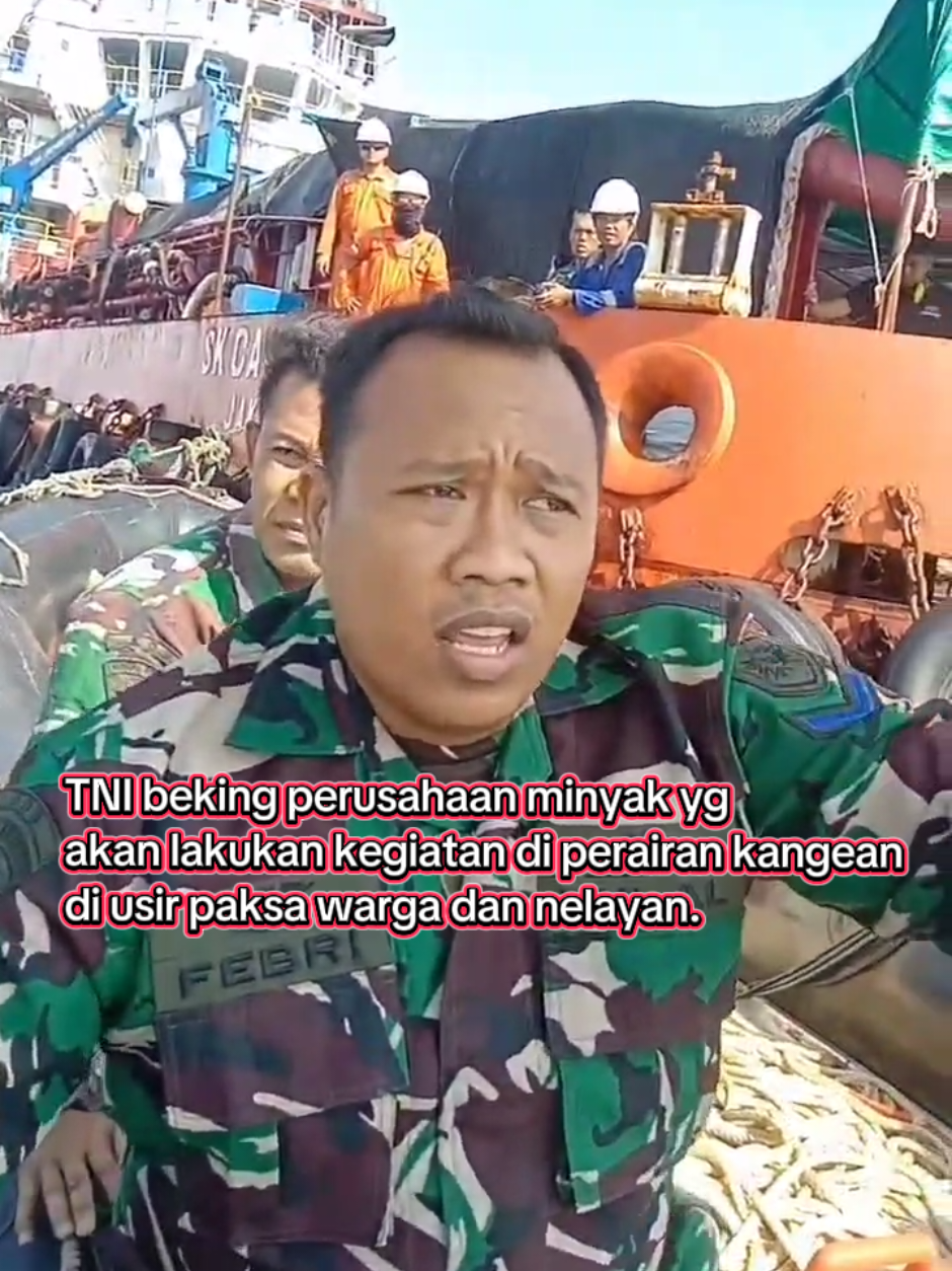 Ini aksi sudah kesekian kalinya di Laut bagian barat pulau Kangean Kangean merupakan pulau kecil yg tidak layak untuk di tambang, Namun pihak perusahaan tetap ngotot bahkan sewa TNI Untuk pengaman. Ketegangan selama ini antara aparatur keamanan dengan warga dan Nelayan seolah di sengaja oleh pemerintah Daerah kabupaten, provinsi karena selama pelaksanaan survei seismik semua Aparatur pemerintah Bungkam sehingga menimbulkan perpecahan dlam keharmonisan bermasyarakat. Untuk presiden Prabowo Subianto mohon segera tindak lanjuti masalah ini Sebelum terjadi pertumpahan darah. Sampai kapanpun warga Pulau Kangean tetap menolak adanya rencana tambang megas yg dilakukan PT KEI. Bakrie Grup.