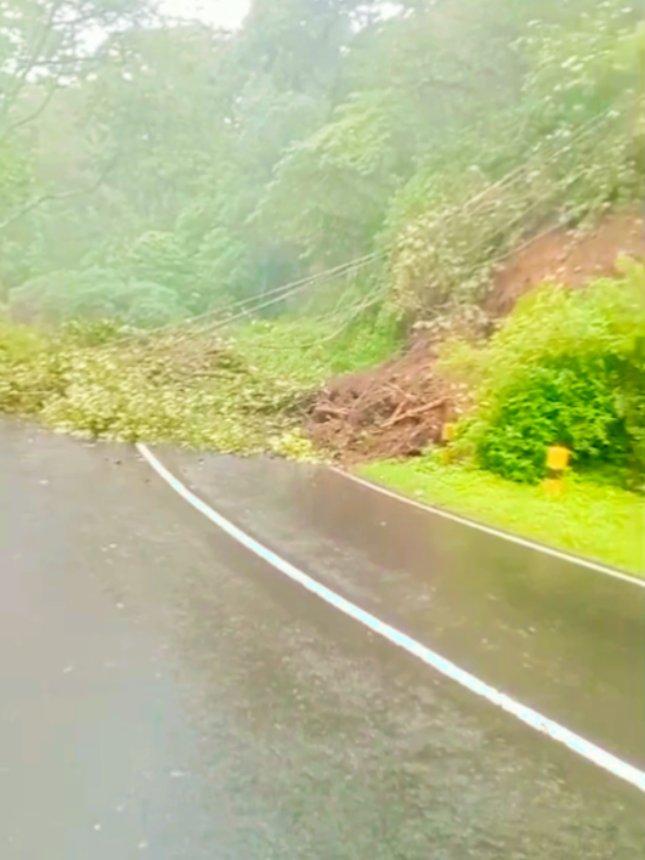 Longsor di JT Sarangan - Cemorosewu #saranganmagetan #jalantembus 