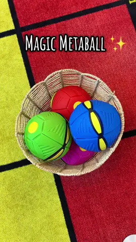 The Magic Metaball might be my new favorite thing 😅 Step on it to flatten it… and it pops back up like magic ✨ Lights up, squeezes, rolls, flies like a frisbee — kids are obsessed!  #sensorytoys #recess #indoorplayideas #kidstoys #metaball