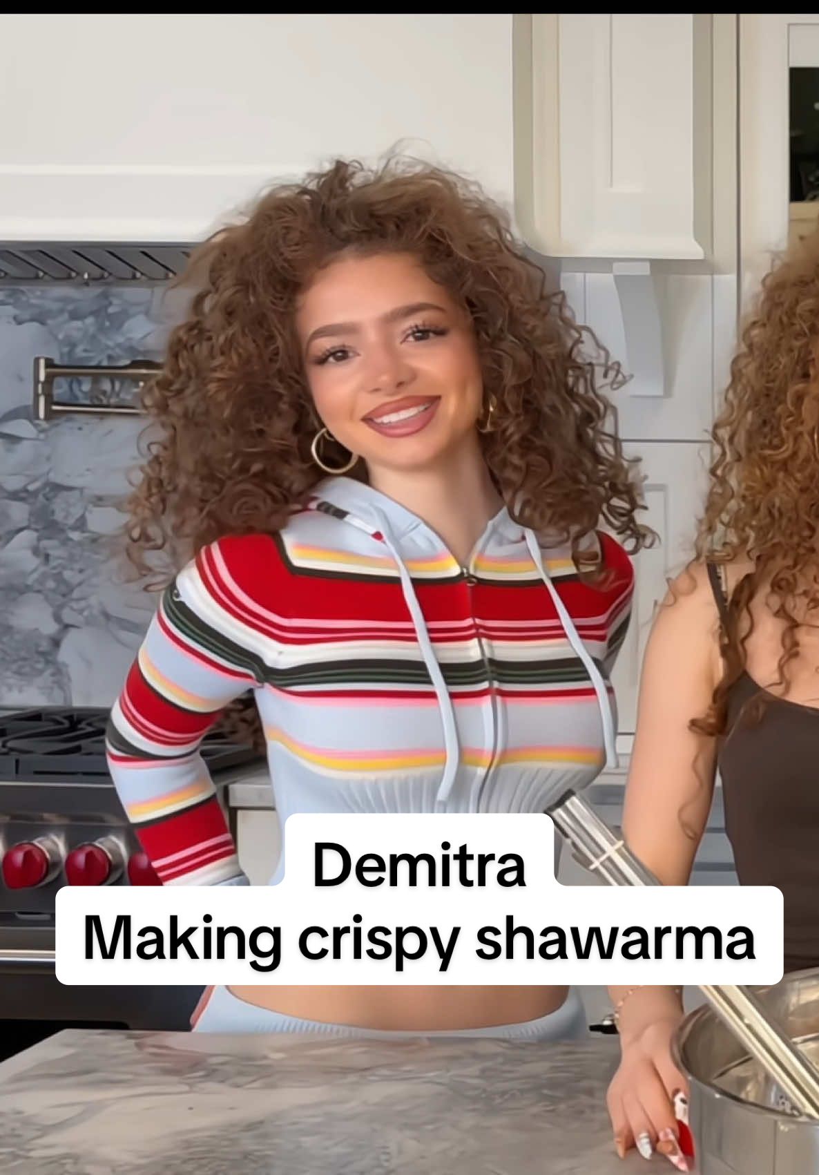 DEMITRA || Demitra Making crispy shawarma scenepack || #kalogeras #popular #goodquality #scenepack #demitrakalogeras @demitrakalogeras 