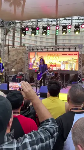 #kissband #fypシ #kissfan777 #kisskruiselandlockedinvegas 