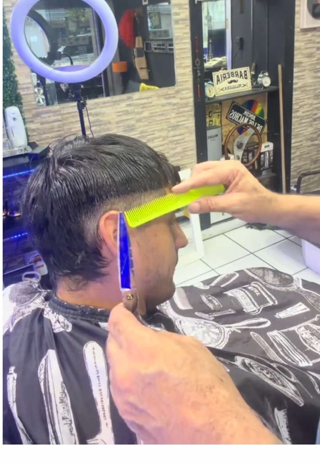 #peluqueria #tutorialcortedecabello #tapperfade #barbershop #elviejobarbero0 