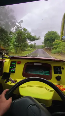 syahdu dek bligo @rega bligo2  #buspariwisata #busmania #busindonesia #hasilmurnigroup 