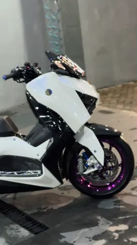 Cihuyyy 🤣🤣 #xmax300thailand #motorgendut #xmax 