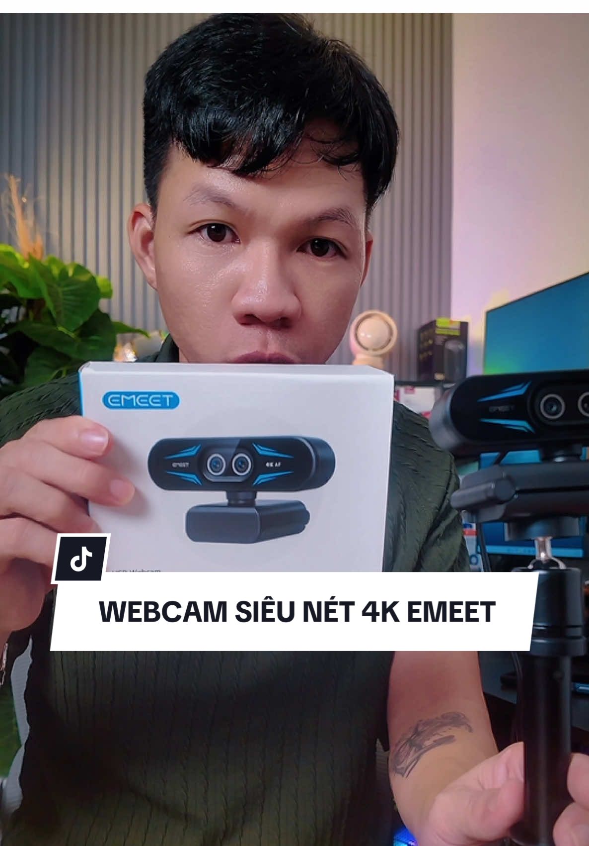 Webcam máy tính tự động lấy nét, có thể zoom 11x. Dùng livestream, làm việc quá nét 4k. #hungxinchao #webcam #webcam4k #emeet #emeetwebcam 