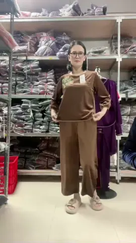 Bộ nhung tuyết #xuhuong #nguyenhop #bodothudongtrungniennnu #thoitrangtrungnien 